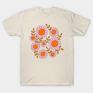 Retro 70s daisy flowers botanical design in orange and pink T-Shirt